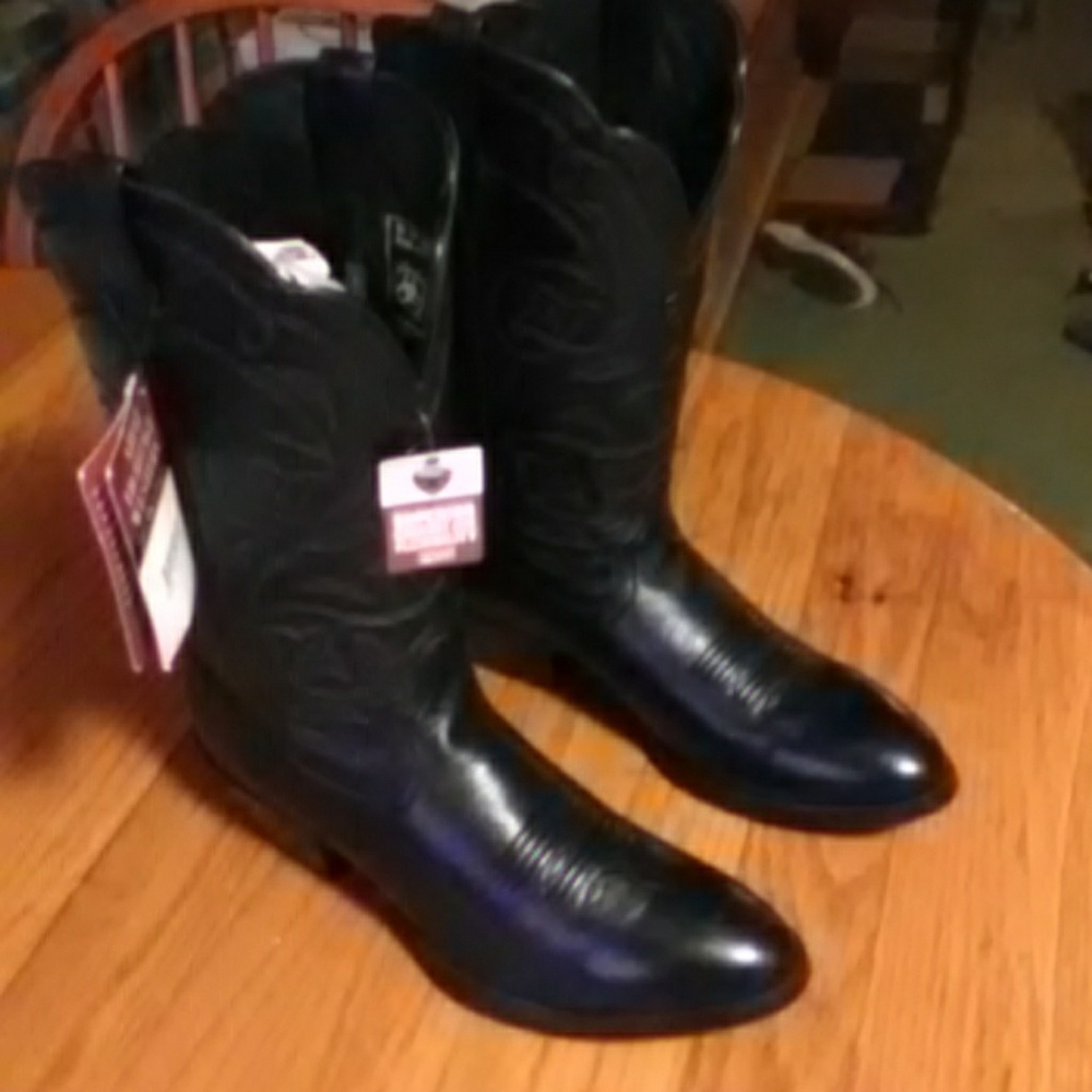 Mens Ariat heritage cowboy boots
